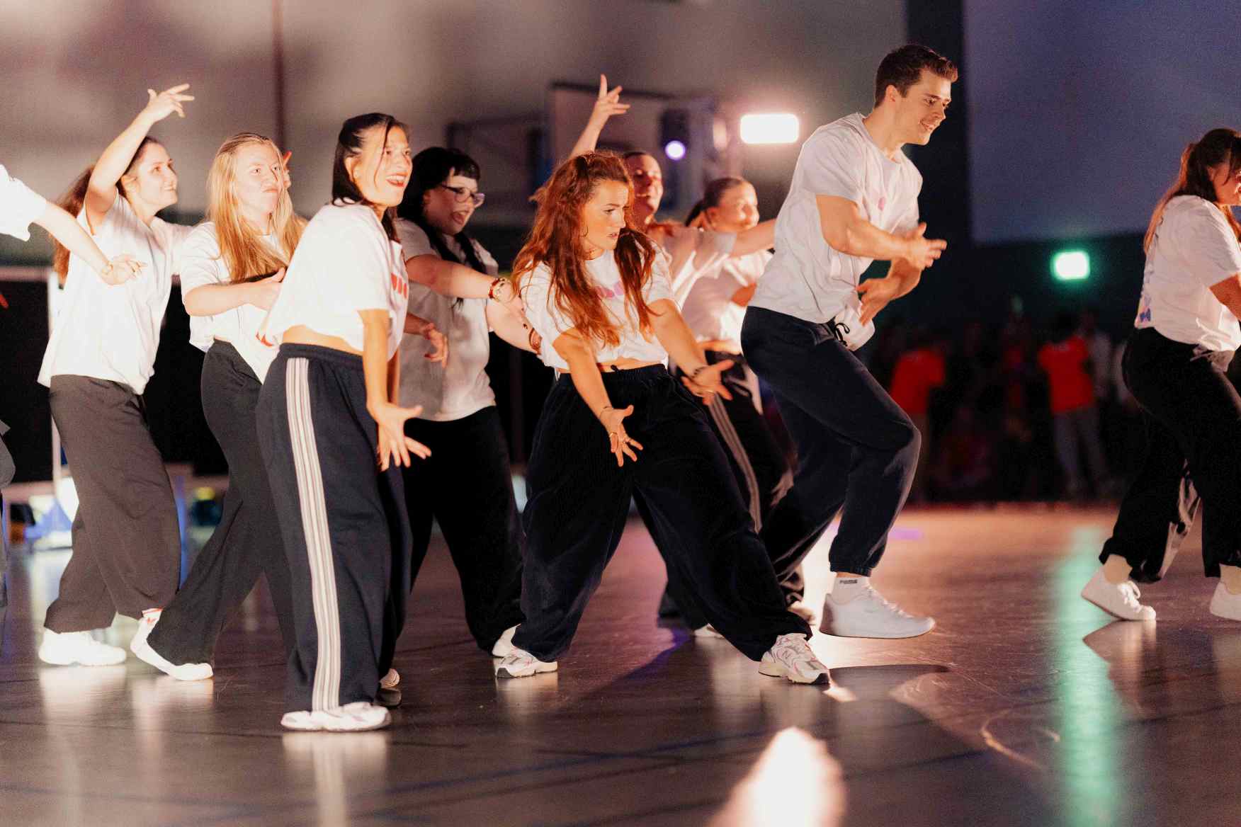 Jonglieren mit Stäben