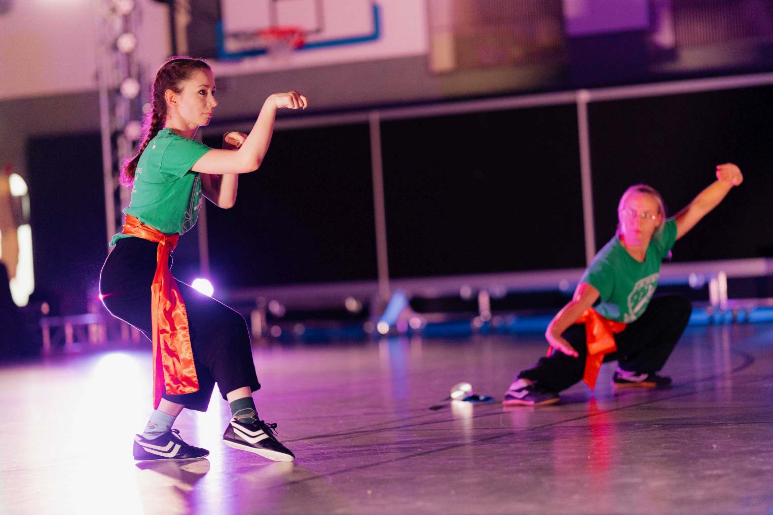 Jonglieren mit Stäben