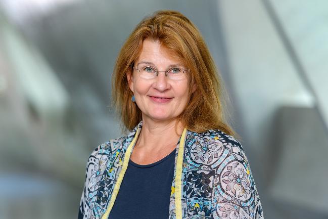 Univ.-Prof.'in Dr. med. Claudia Hornberg  (Photo)