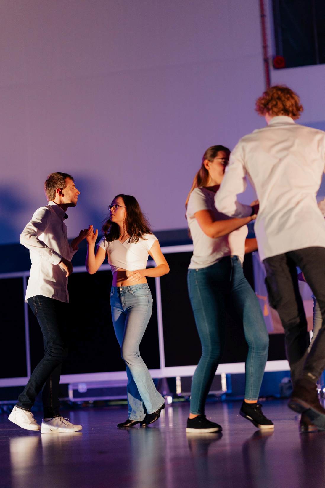 Jonglieren mit Stäben