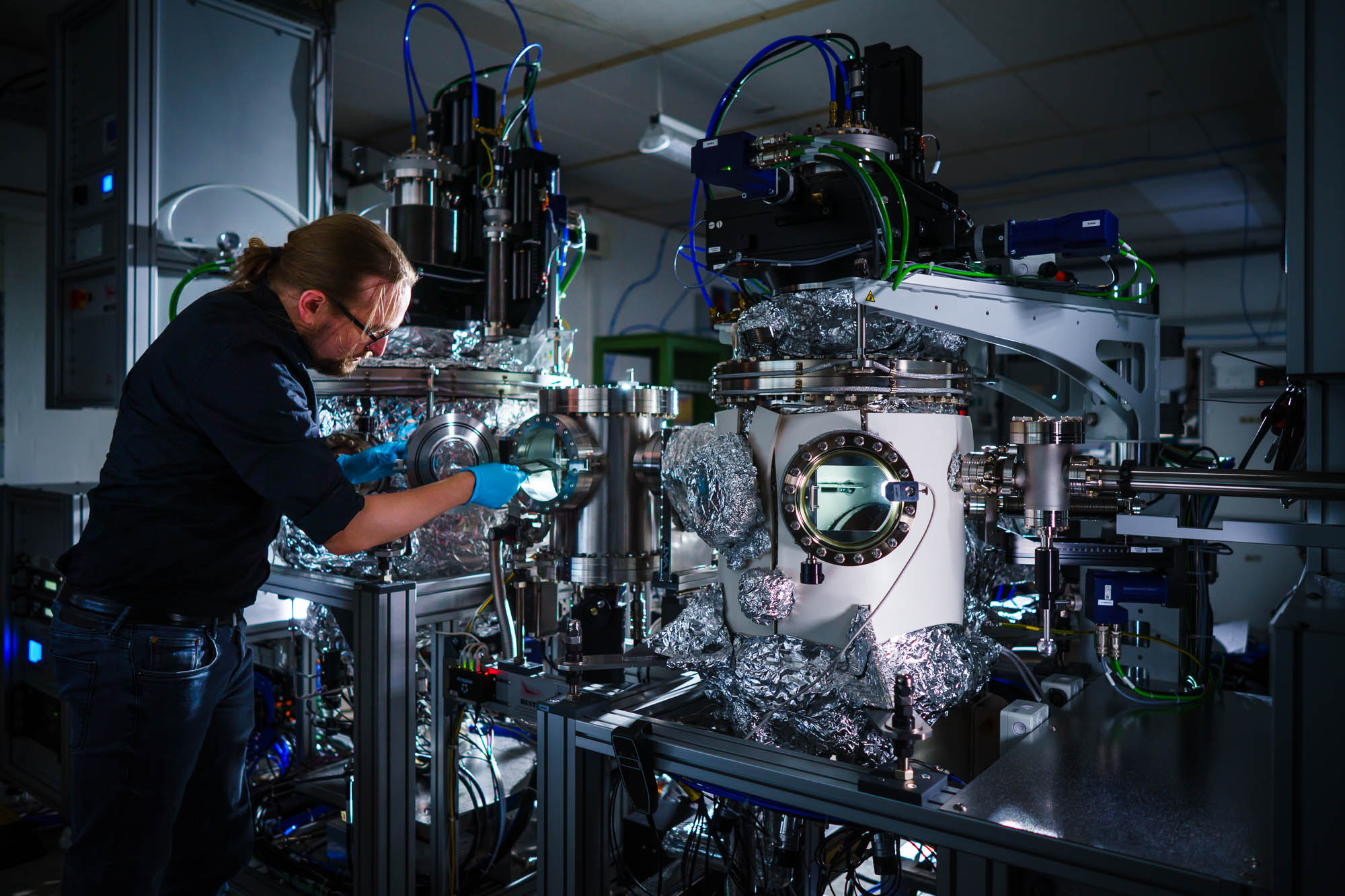 image of a thin film deposition system
