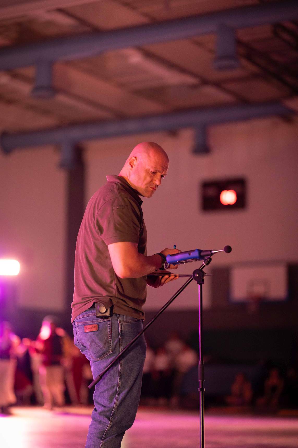 Jonglieren mit Stäben