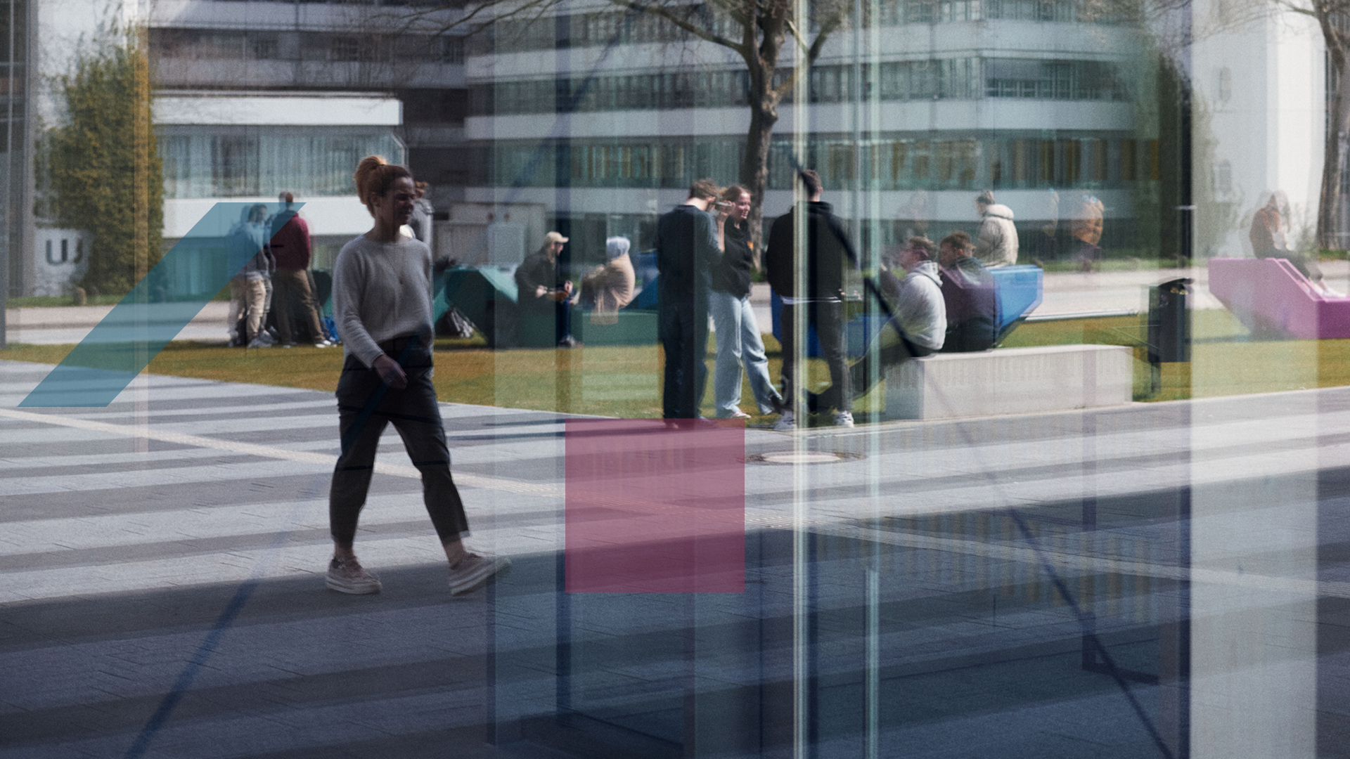 Campus Bielefeld University with people
