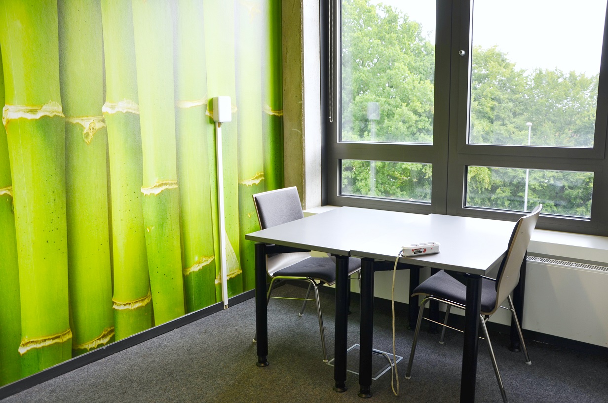 View into a discussion room with D-TEN device