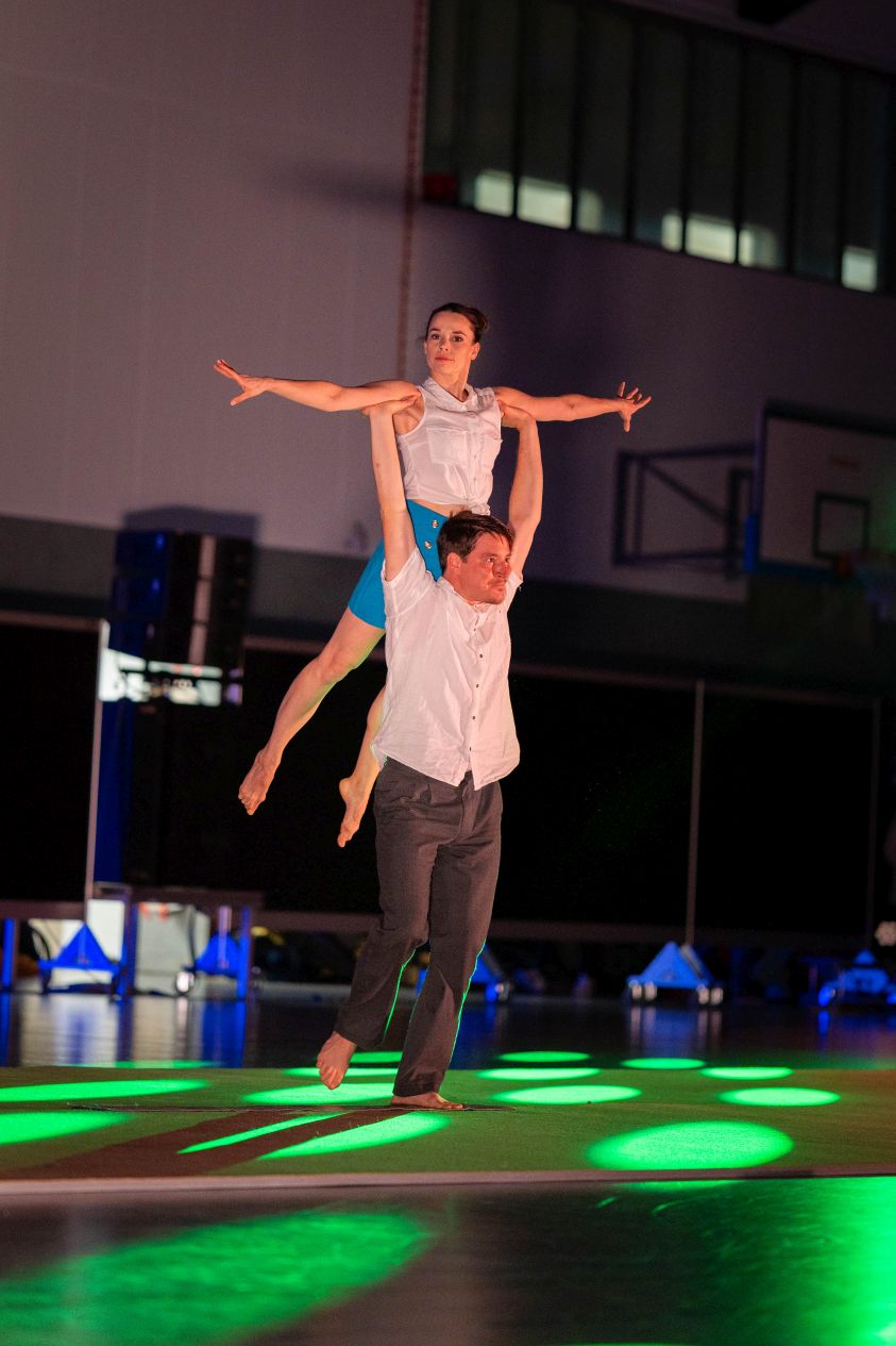 Jonglieren mit Stäben