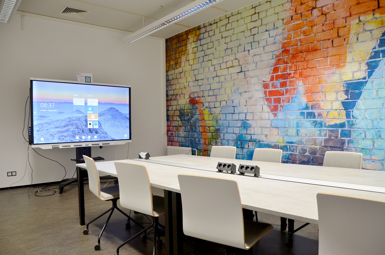 Diskussionsraum mit SMART Board