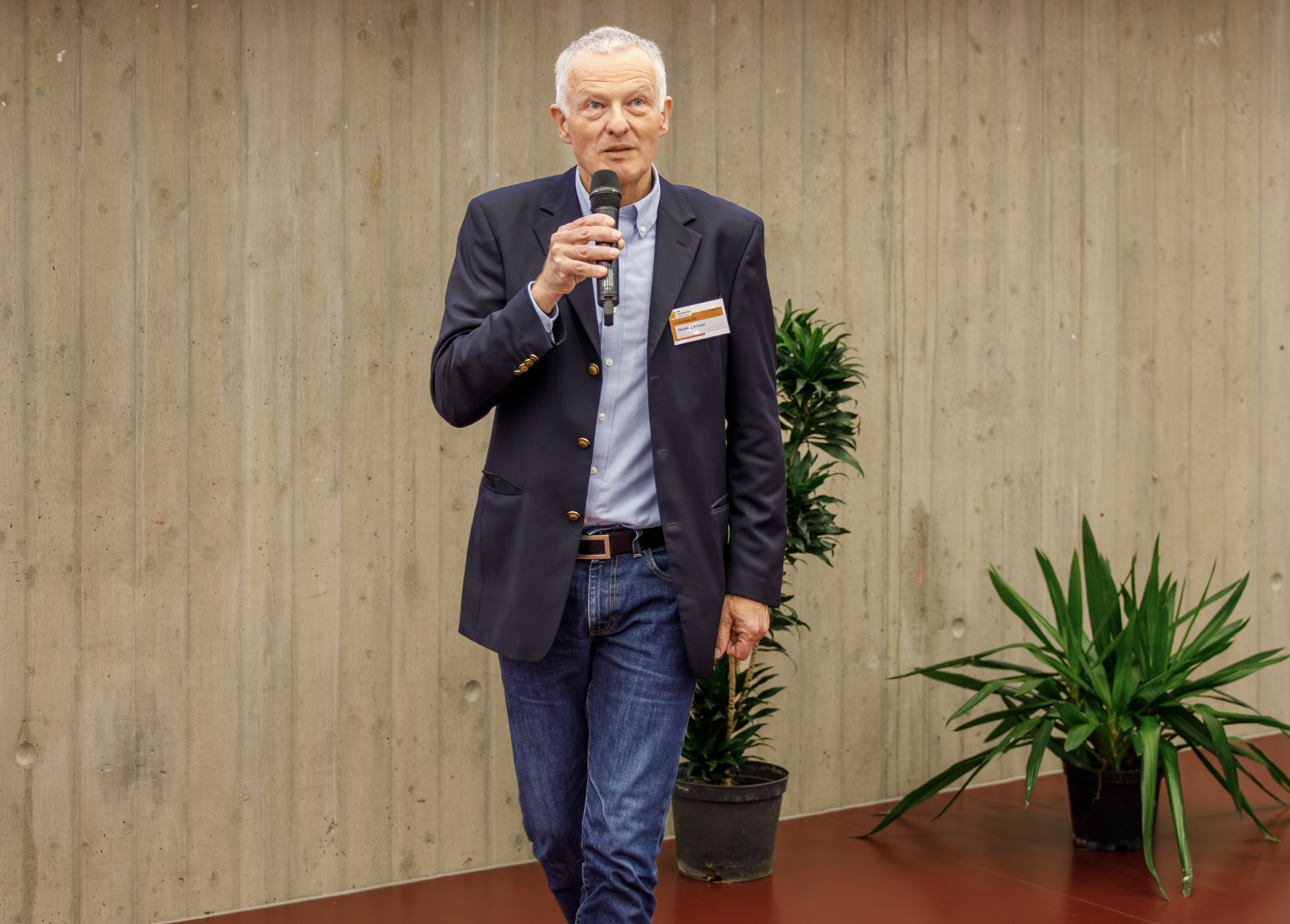 Prof. Dr. Dario Anselmetti, Universität Bielefeld