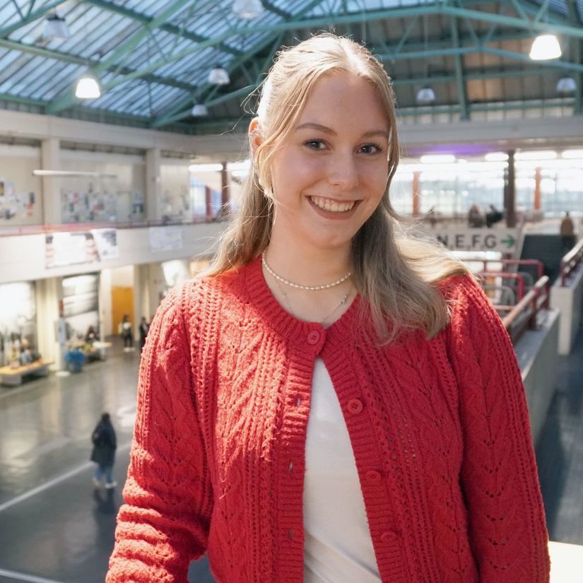 Jana, Studentin an der Uni Bielefeld
