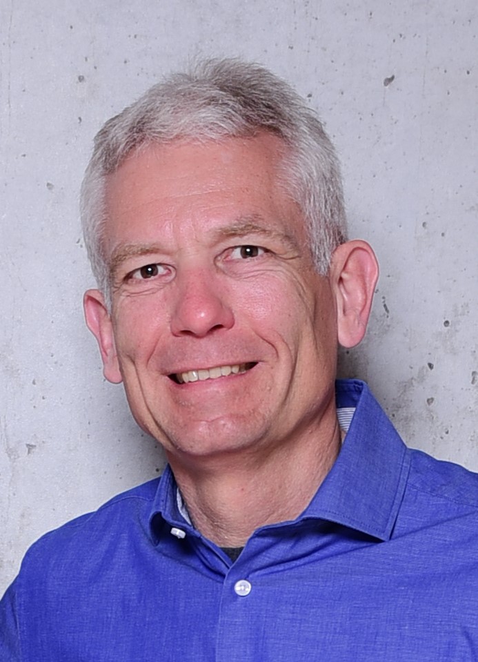 PD Dr.-Ing. Sven Wachsmuth  (Photo)