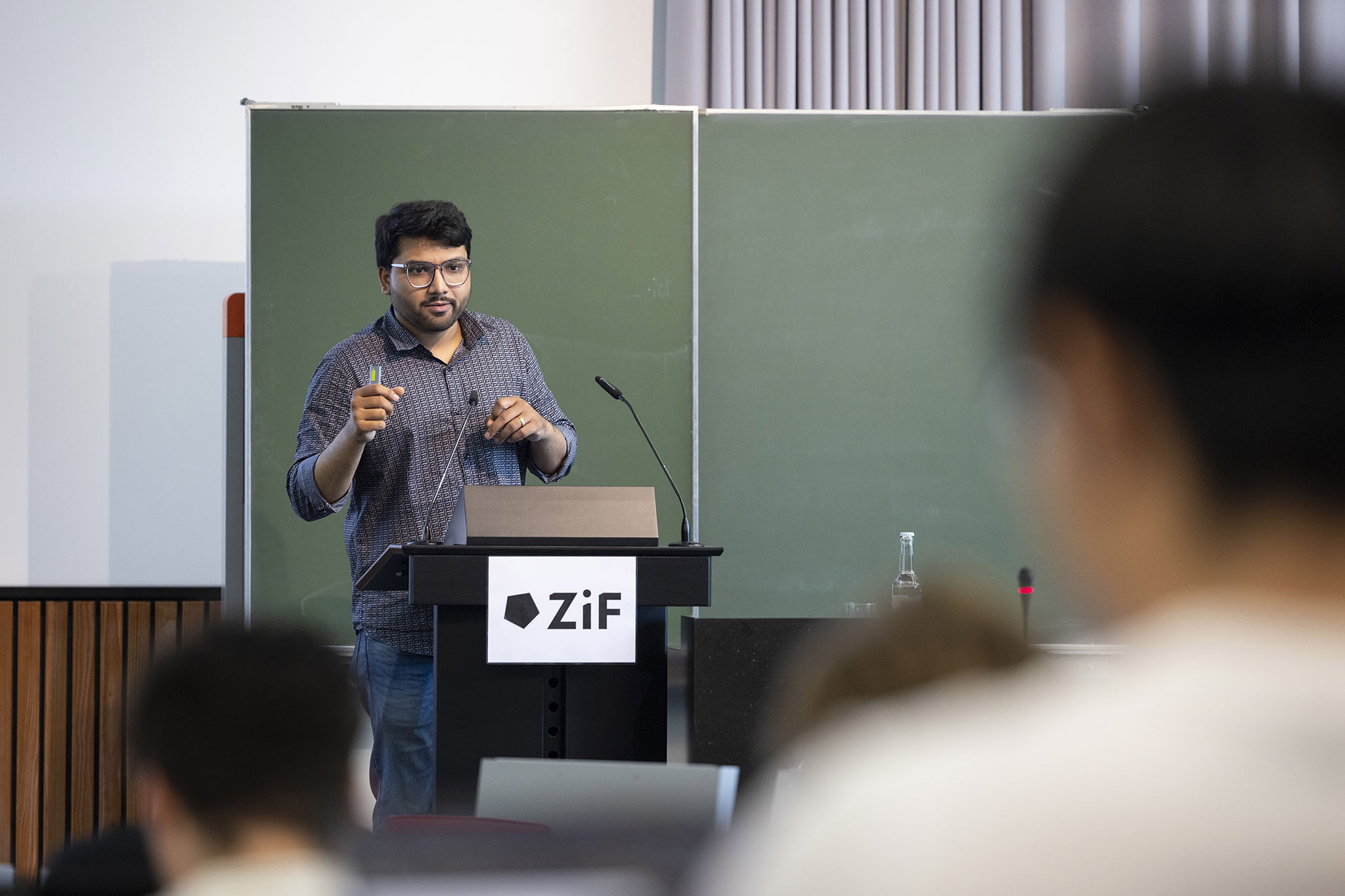 Picture Short Talk