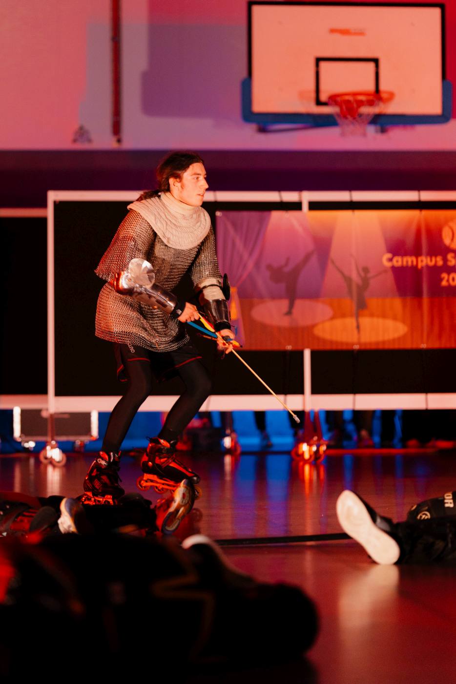 Jonglieren mit Stäben