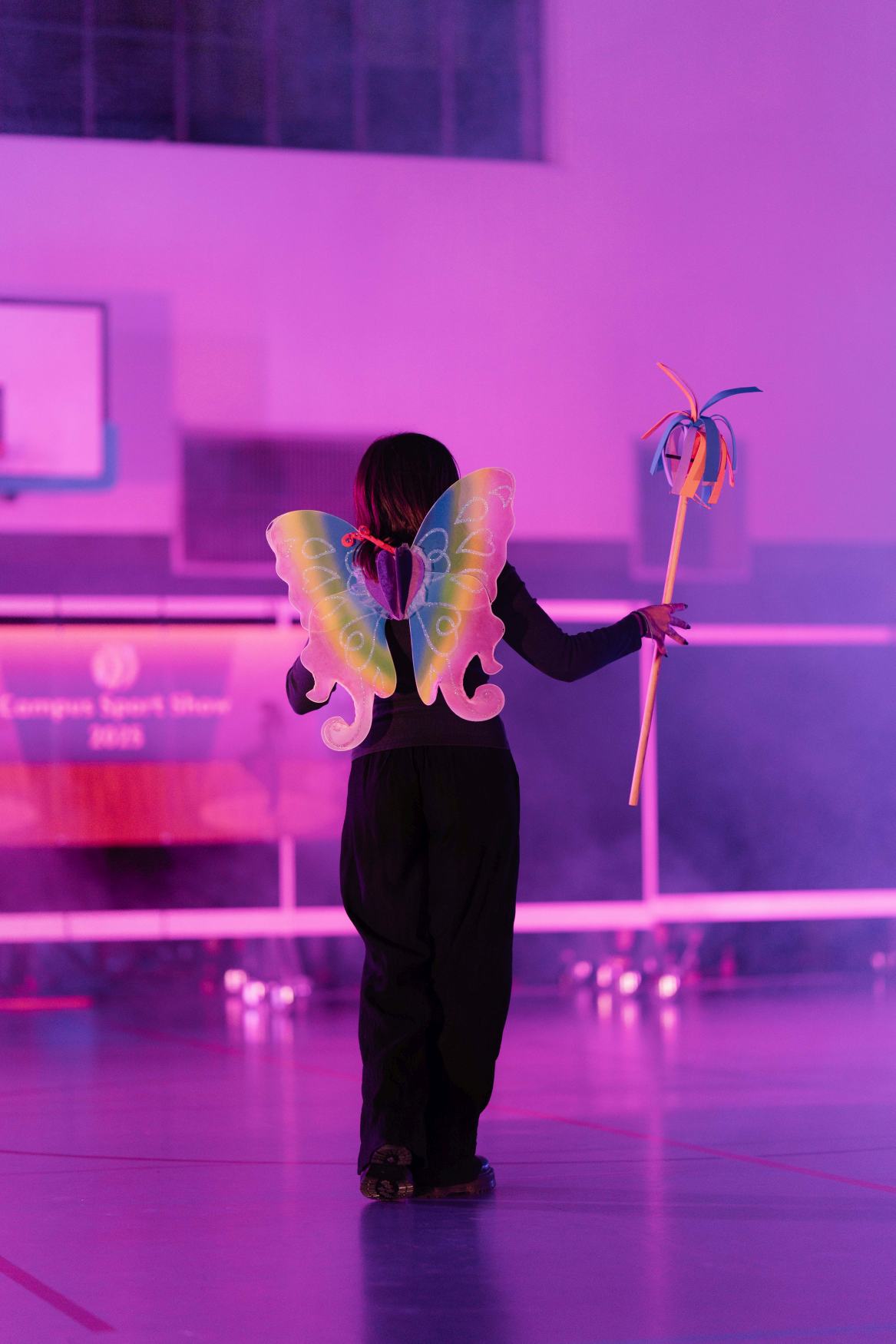 Jonglieren mit Stäben