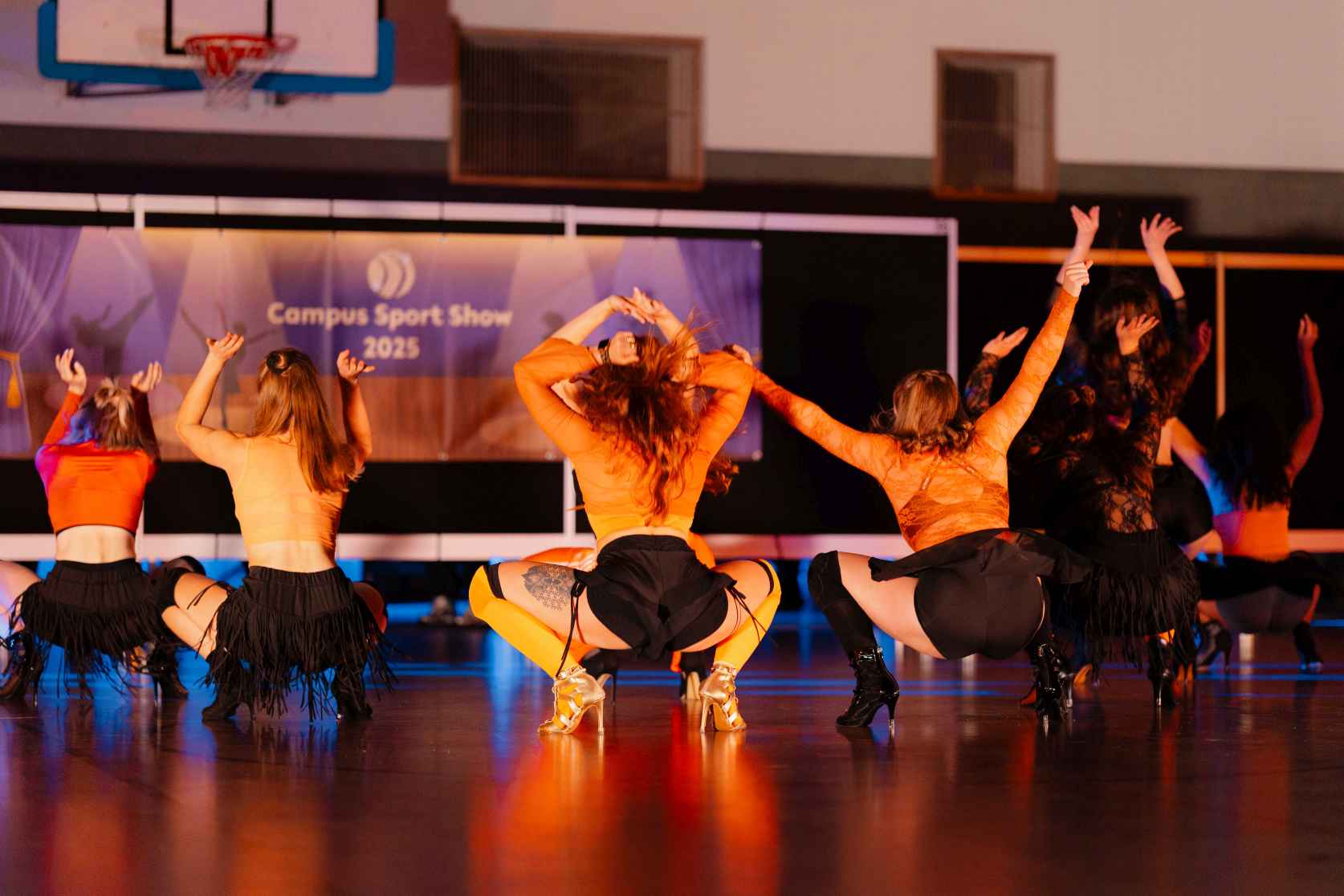 Jonglieren mit Stäben