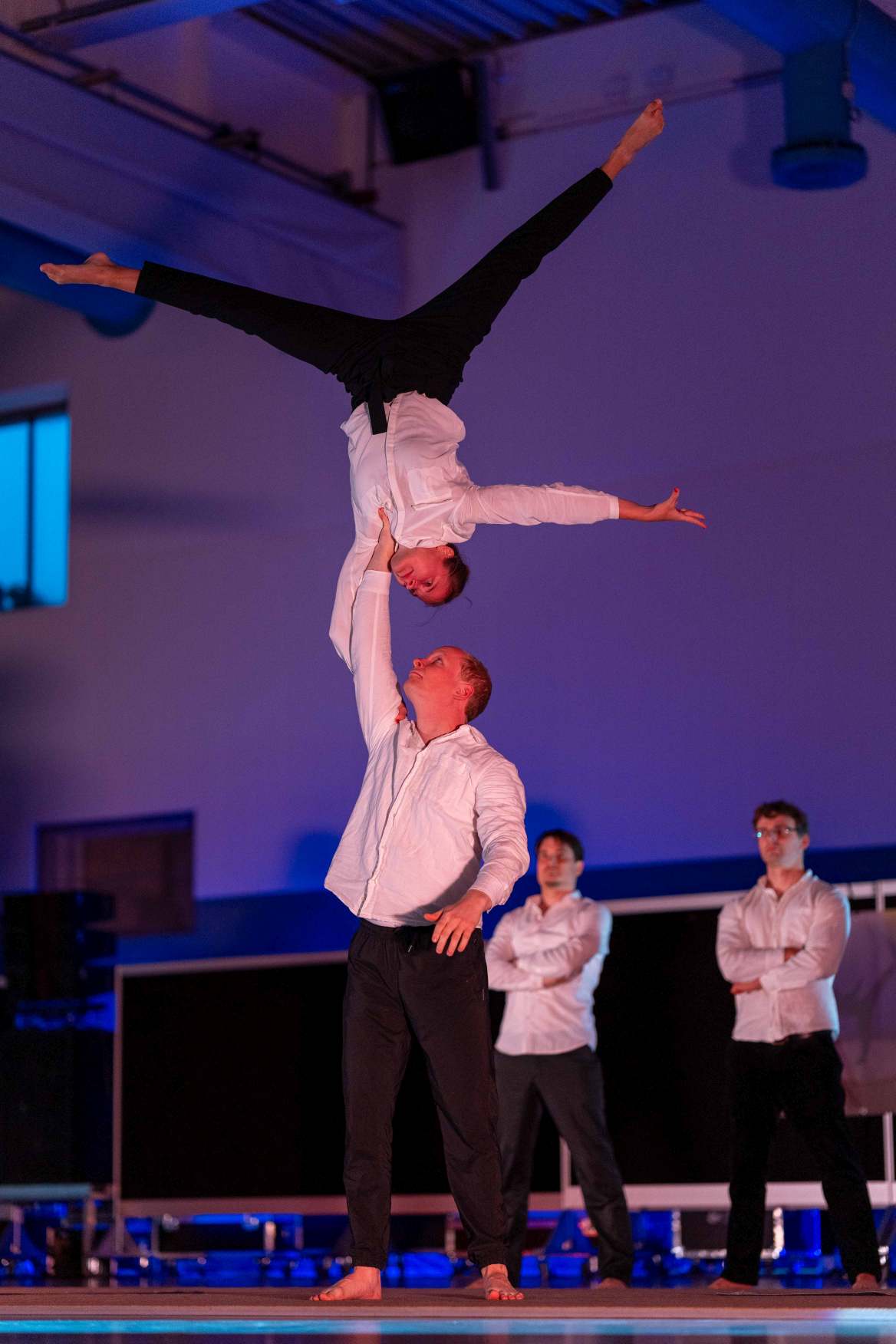 Jonglieren mit Stäben