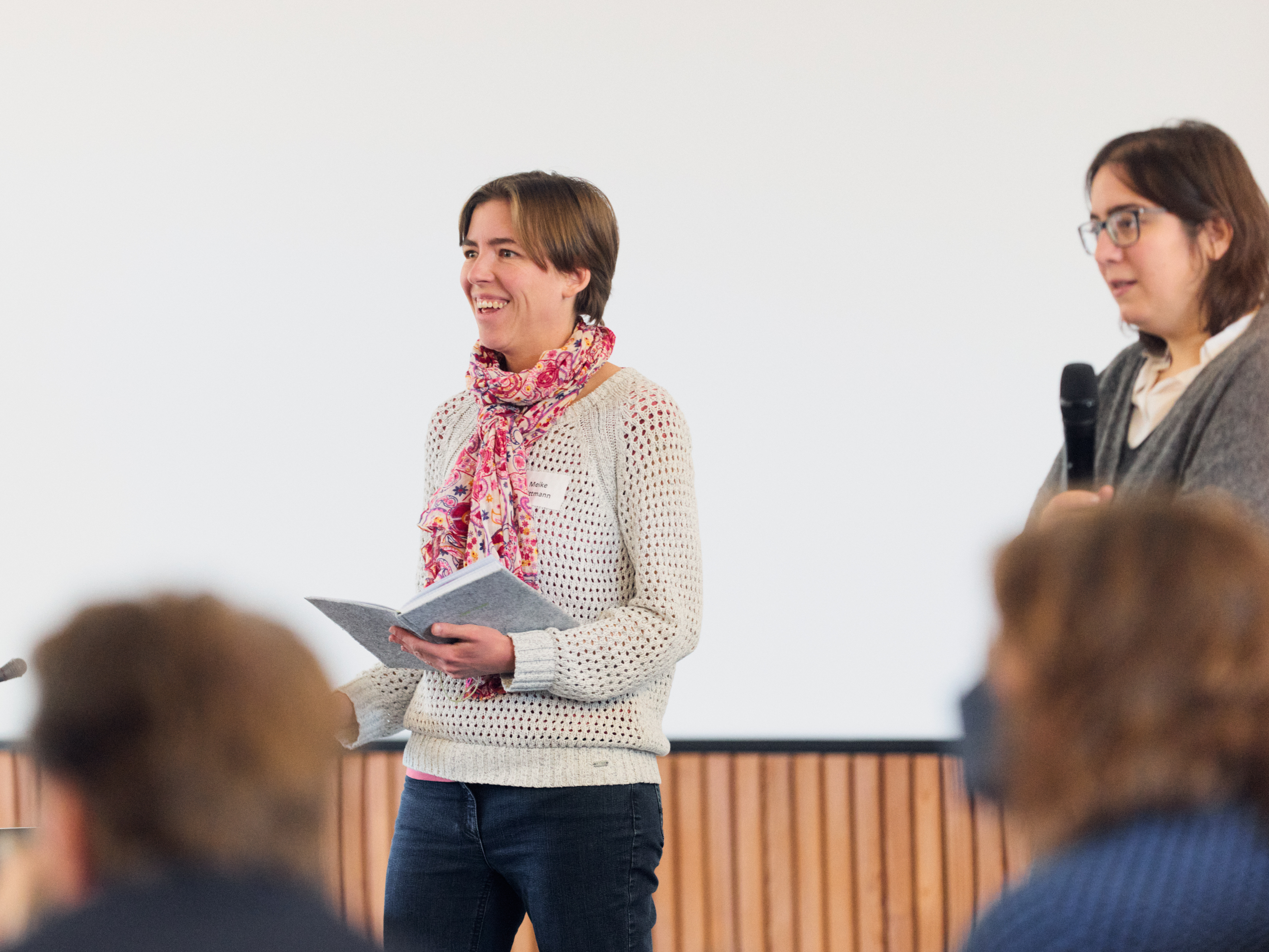 Zu sehen sind Dr. Fragata und Prof. Wittmann. 