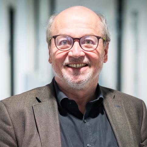 Prof. Dr. Ralf Stoecker