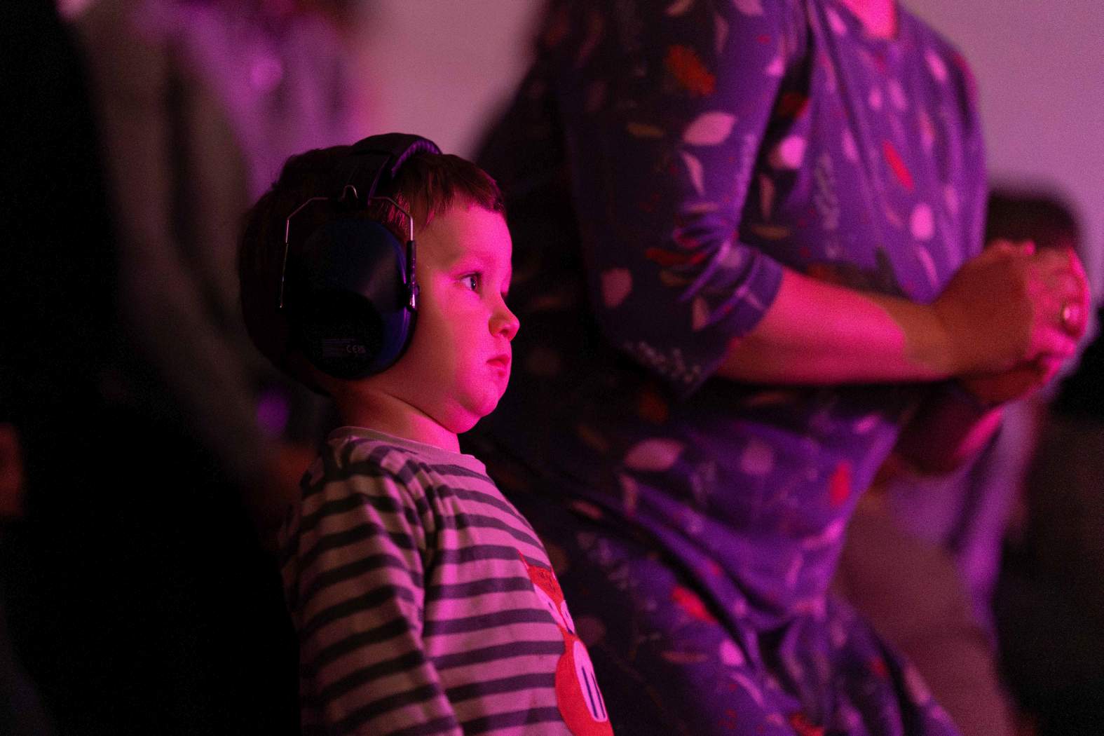 Jonglieren mit Stäben