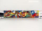 Buntes Wandgemälde zum 11. September 1973 vor Audimax