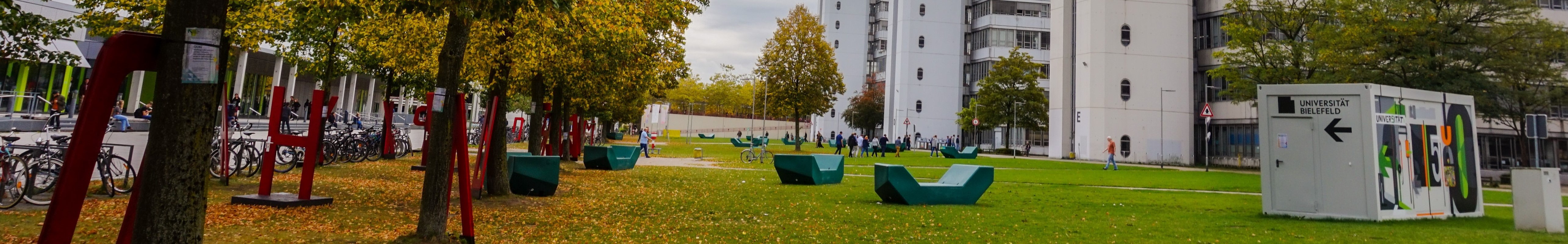 Foto vom Außengebäude der Universität