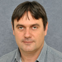 Dr. József Tóvári