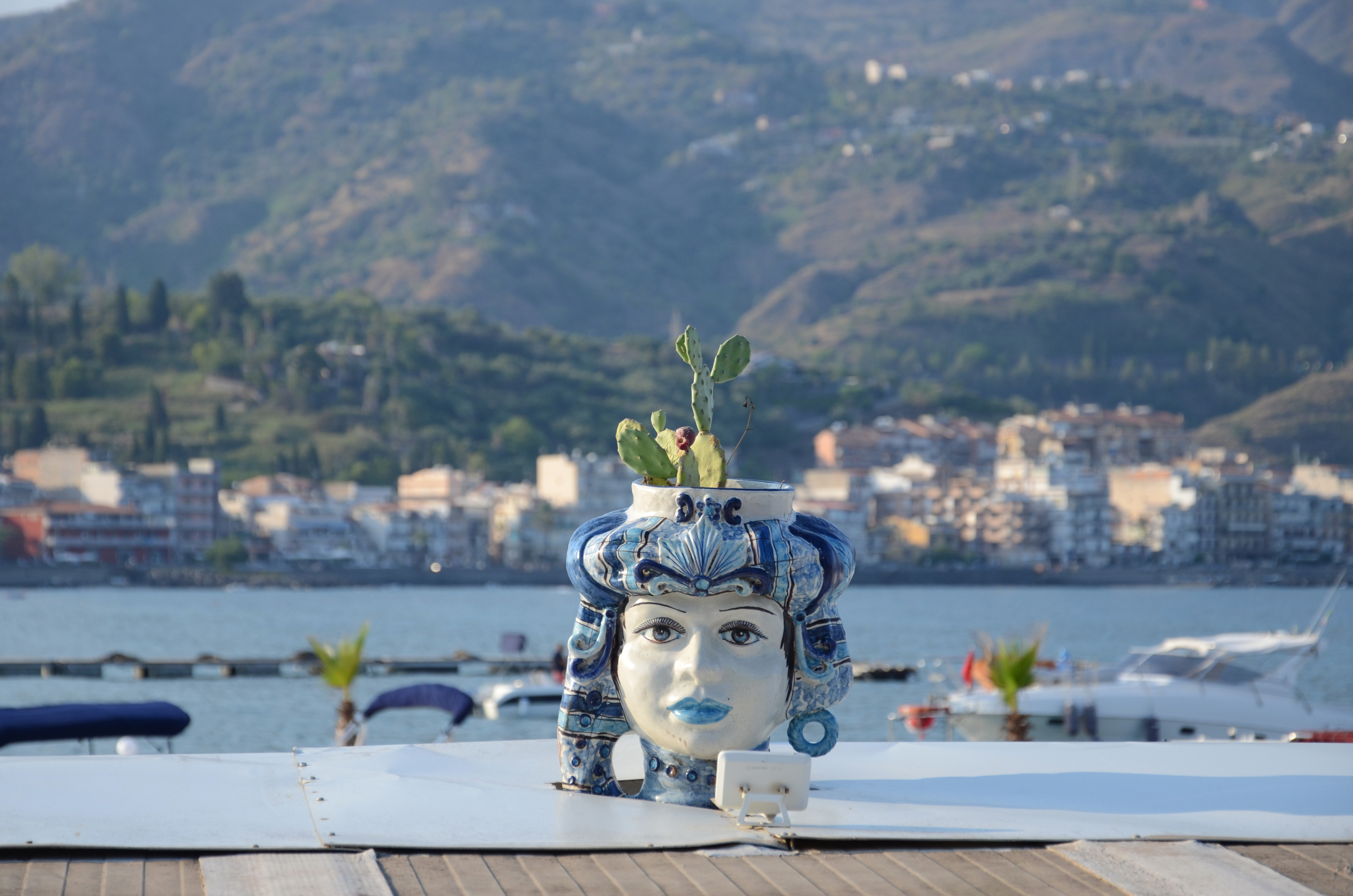 Hafen von Naxos [Foto: Jastine Konermann].