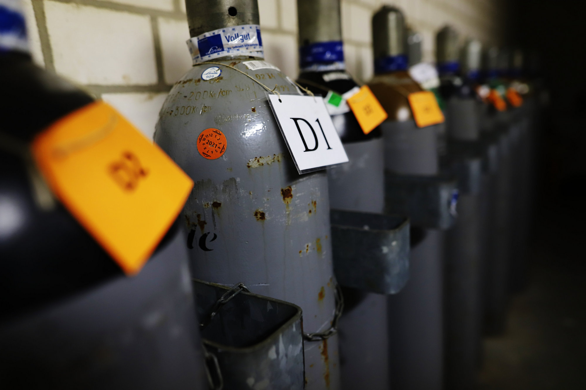 Gas cylinders