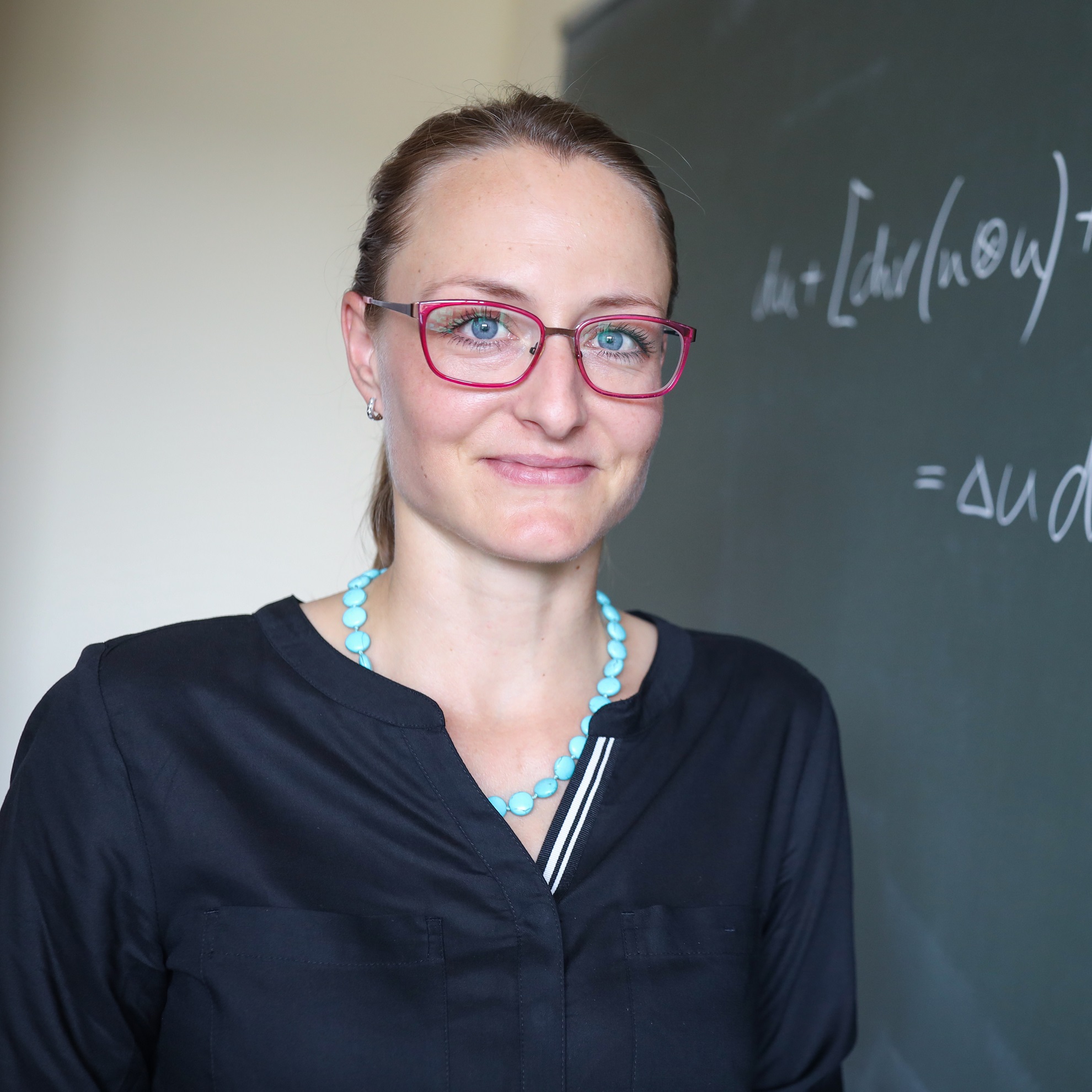 Image of Professor Doctor Martina Hofmanová, Faculty of Mathematics