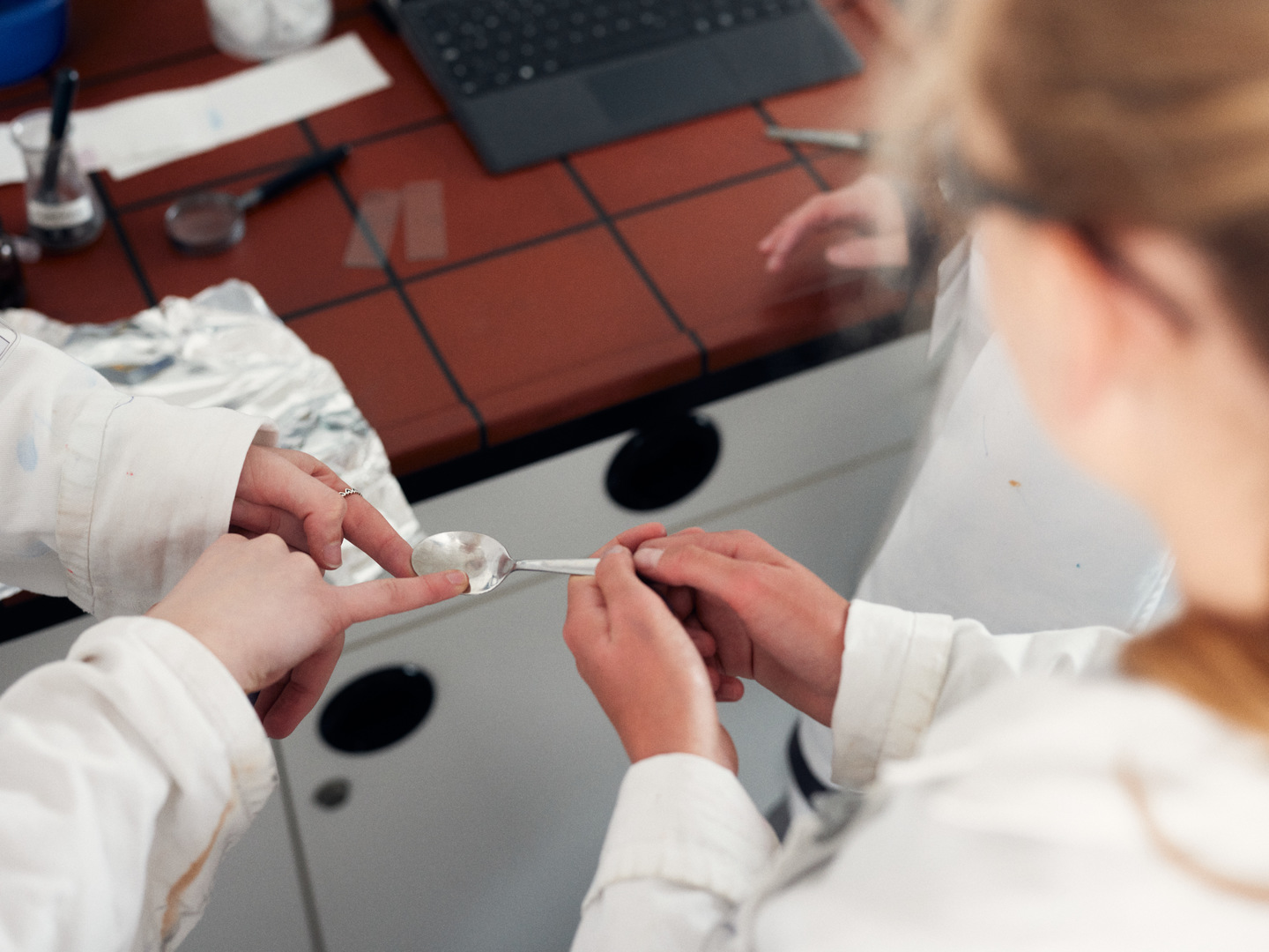 pupils in a lab