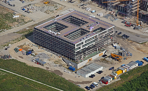 Das beinahe fertig gebaute CITEC-Gebäude von oben fotografiert