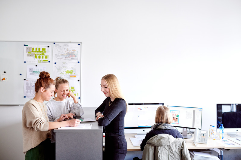 Besprechung im Büro